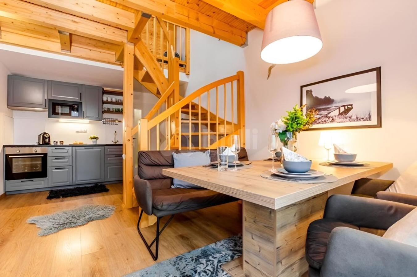 Apartment Mezonet *